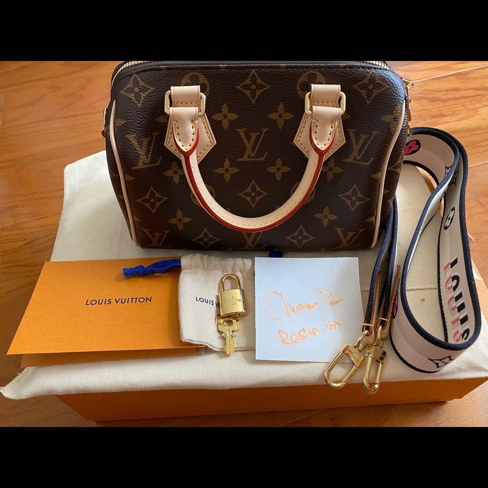 Authentic LV speedy 20 black